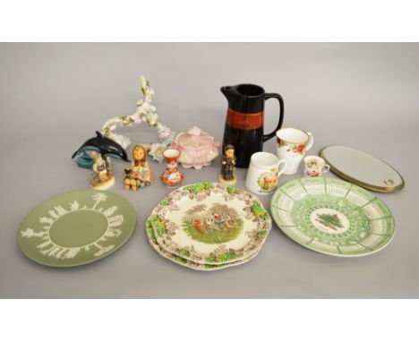 A collection of ceramics including Goebel figures, a Capodimonte tureen, Wedgwood, Poole and Spode etc. (16)