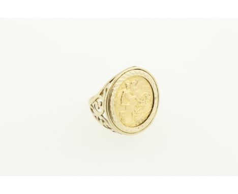 A 1982 half sovereign ring set in 9ct H/M mount, size O, approx gross weight 6.9gms