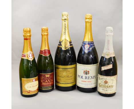 5 assorted bottles of Champagne / Sparkling Wine including a Magnum of Gabriel Boutet and a Magnum of Pol Remy.