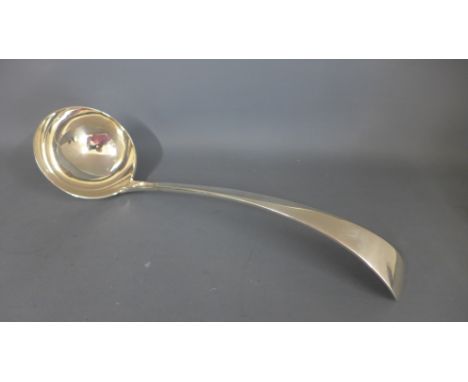 A silver ladle London 1899/1900 - Length 32cm - approx weight 10 troy oz - clean condition, some usage marks