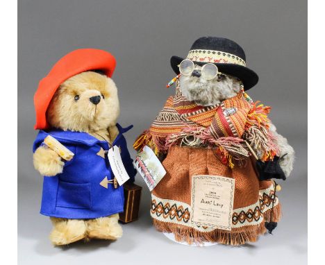 A Gabrielle Designs limited edition "Aunt Lucy" bear (No. 405 of 2000), 15.25ins, with original box and certificate signed by