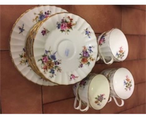 Royal Worcester 6 place tea service Roanoke pattern