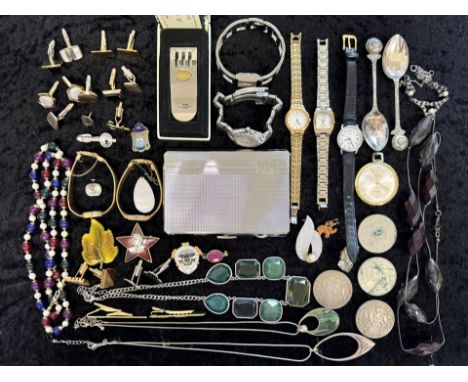 Mixed Bag of Collectables. Includes Costume Jewellery, Cufflinks, Watches, Silver, Boxed Cigarette Case, Silver Boxed Money C