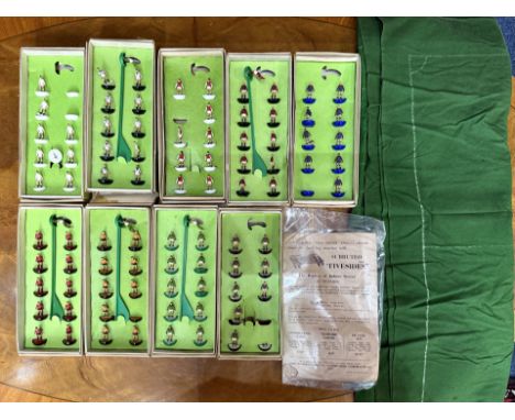 Box of Vintage Subbuteo Teams, including Bayern Munich, Sparta Prague, Arsenal, N. Ireland, Leeds, West Bromwich, Celtic, And