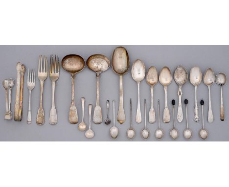Miscellaneous small silver flatware