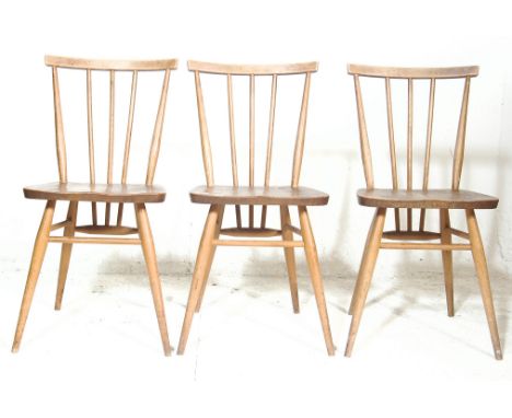 Lucian Ercolani - Ercol - 391 - All Purpose Chair - A set of three mid 20th century retro vintage beech and elm stick back si