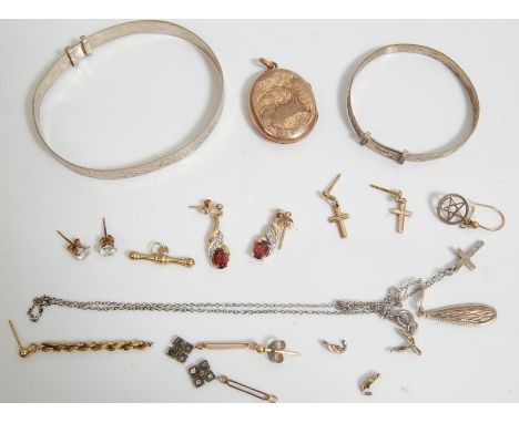 A collection of antique and later jewellery to include a pair of crucifix earrings (stamped 375 to the posts), a pair of 9ct 