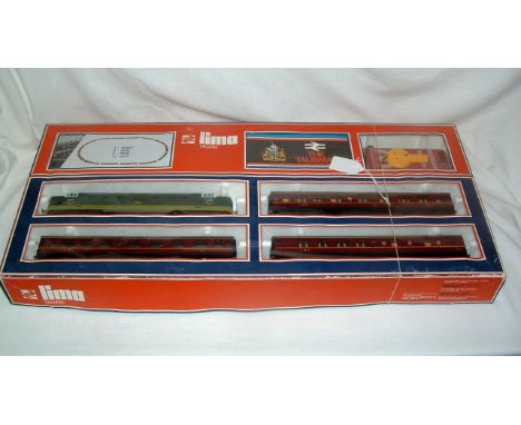 LIMA 2164A 'The Talisman' Ready to RunTrain Set comprising a BR 2 Tone Green Class 55 Deltic 'Meld' no 9002, 3 x LMS Maroon M