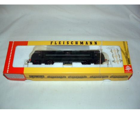 FLEISCHMANN HO 4246 BR Green Warship 'Greyhound' Mint Boxed with Instructions