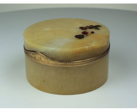 Rare Dresden Hardstone snuff box the top applied with various hardstones of fruit and leaves the base with a hardstone butter