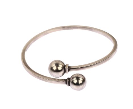 HANS HANSEN - a Danish modernist sterling silver ball torque bangle, band width 2.8mm, internal circumference approx 20cm, 23