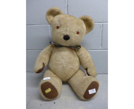 A vintage Merrythought teddy bear, label to foot, 30"/76cm 