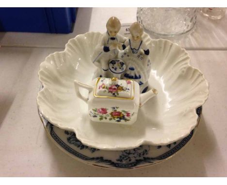 Norfolk Royal miniature teapot, a blue & white figure of a courting couple, Limoges white fluted fruit bowl and Victorian Roy