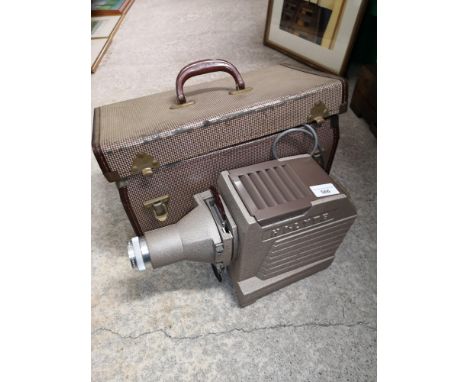 Hilyte vintage projector in fitted case. 