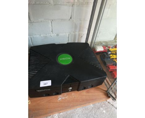 Xbox original console no leads . 