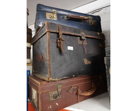 lot of 3 vintage cases. 