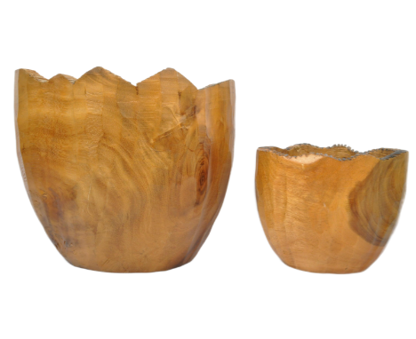 A pair of graduating vintage 20th century beech wood hand carved planter pots / fruit bowls having a scalloped tulip shape. L