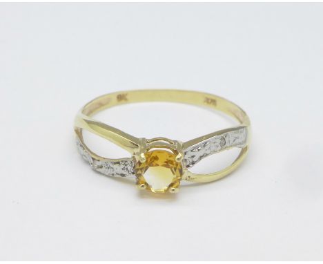 A 9ct gold, citrine and small diamond ring, 0.8g, P