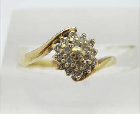 A 9ct gold and diamond cluster ring, 1.9g, L