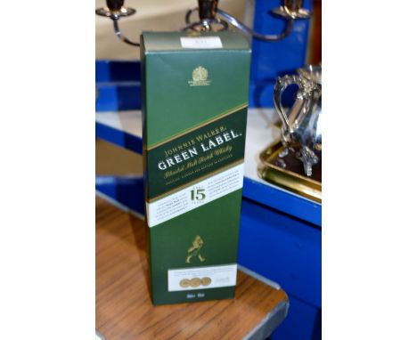 A BOTTLE OF JOHNNIE WALKER GREEN LABEL 15 YEARS OLD BLENDED MALT SCOTCH WHISKY WITH PRESENTATION BOX - 43% VOL, 700ML     