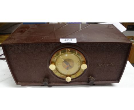 HMV Bakelite clock radio model 1127 