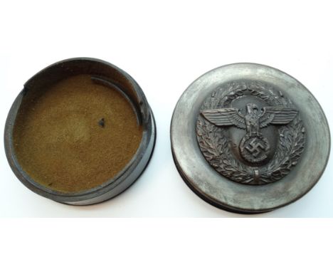 Militaria - German snuff box, Bakelite A/F & plated 2.50' diam. 