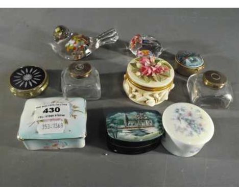 A collection of trinket boxes to include ceramic Royal Worcester Palissy trinket box, Wedgwood decorated in the Angela patter