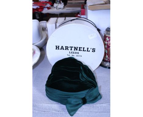 A vintage ladies hat in a Hartnell's Leeds box 