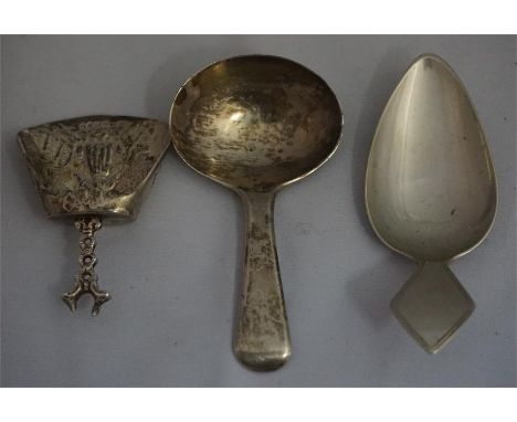 3 x Silver tea caddy spoons (1 Georgian) 