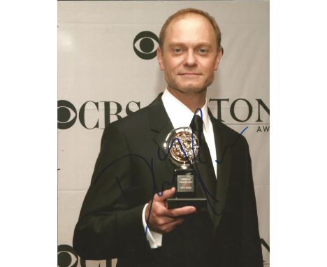 David Hyde Pierce signed 10 x 8 colour Photoshoot Portrait Photo, from in person collection autographed at London Theatre 201