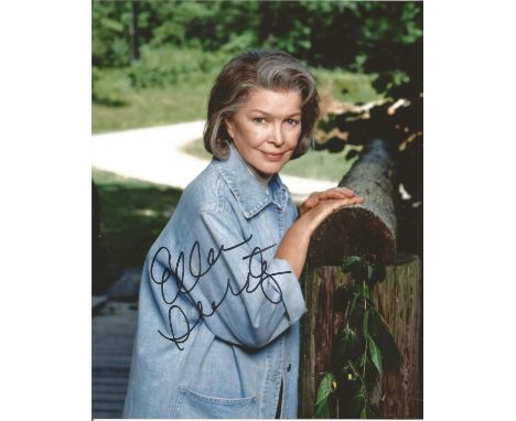 Ellen Burstyn signed 10 x 8 colour Photoshoot Portrait Photo, from in person collection autographed at London Theatre 2010. G