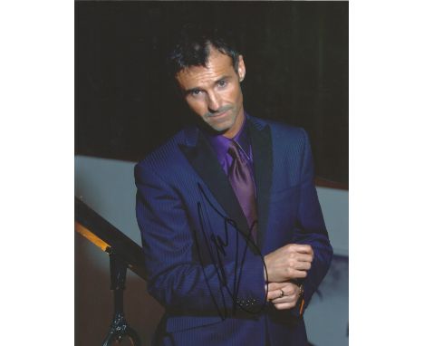 Marti Pellow signed 10 x 8 colour Photoshoot Portrait Photo, from in person collection autographed at BBC Radio London 2013. 