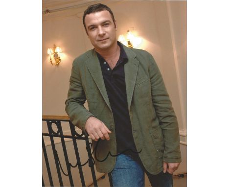 Liev Shrieber signed 10 x 8 colour Photoshoot Portrait Photo, from in person collection autographed at Defiance London Premie