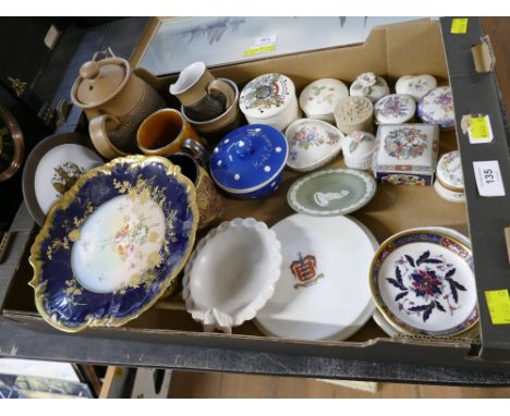 Box of ceramics, cobalt blue gilt Limoges style plate, green Jasperware, floral trinket pots etc