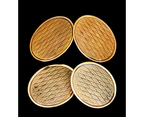 A Pair of 14ct Gold Cuff Links,&nbsp;total gross weight 6.1gThe cufflinks present in good overall condition showing wear comm