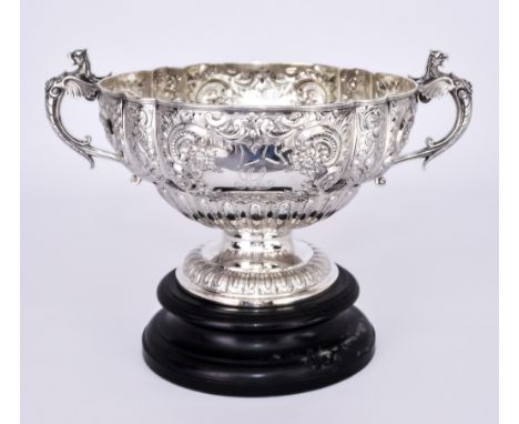 A Victorian Scottish Silver Two-Handled Bowl, by Hamilton &amp; Inches, Edinburgh 1893, with shaped and reeded rim, the lobed