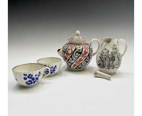 A Worcester Queen charlotte pattern teapot and cover, circa 1780, blue square seal mark, height 14.5cm, together with a black