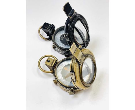 A Swiss Verner's patent WWI marching compass, by E. Koehn, brass cased, diameter 5.5cm, together with a WWII marching compass