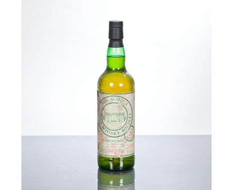 ISLE OF ARRAN SMWS 121.1
Cask strength single Island malt whisky, distilled in August 1996 and bottled in January 2004 for th