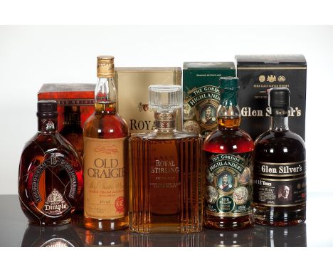 ROYAL STIRLING EXTRA OLD
'100% Premium Malt Scotch Malt Whisky.' 750ml, 43% volume, in carton.
DIMPLE 15 YEAR OLD
Blended Sco