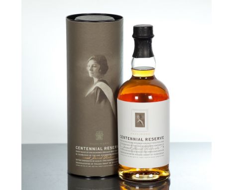 HAZELWOOD CENTENNIAL RESERVE
Blended Scotch Whisky drawn from one hundred casks, bottled to celebrate the 100th birthday of J