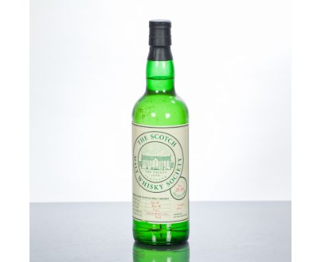 ROSEBANK 9 YEAR OLD SMWS 25.10
Cask strength single Lowland malt whisky, distilled in April 1989 and bottled in May 1998 for 