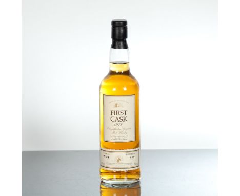 CRAIGELLACHIE 1978 FIRST CASK 
Single Speyside Malt Whisky bottled by Direct Wines Ltd. Distilled 11th October  1978, aged 16