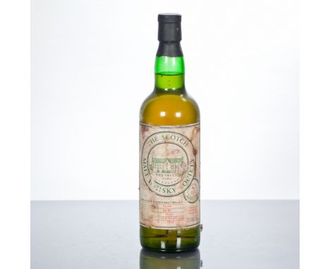 GLENLIVET 34 YEAR OLD SMWS 2.37
Cask strength single Speyside malt whisky, distilled in November 1966 and bottled in June 200