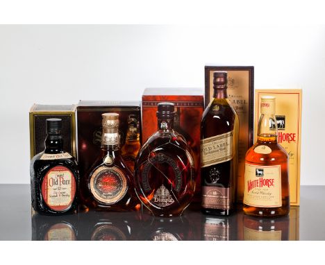 WHITE HORSE FINE OLD
Blended Scotch Whisky. 75cl, 40% volume, in carton.
GRAND OLD PARR DE LUXE 12 YEAR OLD
Blended Scotch Wh