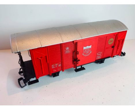 Train G Gauge Sliding Door Box Van Wagon Red/Silver - Unboxed