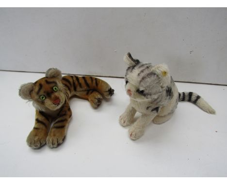 Two vintage Steiff animals, tiger and cat 
