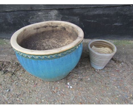 2 ceramic garden plant pots. Largest H32cm approx