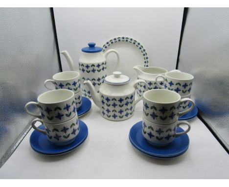 Roselle 'midwinter'  part dinner service comprising  12 cups&amp; saucers, tea pot, coffee pot, jug, 4 large dinner plates. 7