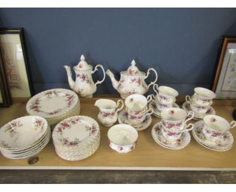 Royal Albert 'Lavender Rose' part dinner servoce comprisinf 12 dinner plates, 12 side plates, 6 bowls, tea pot, coffee pot, 1